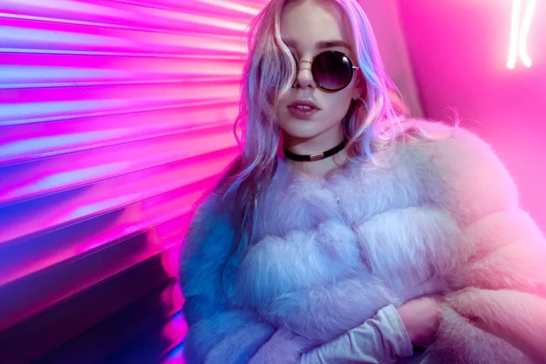 Neon Leon - realizacja Projektywni